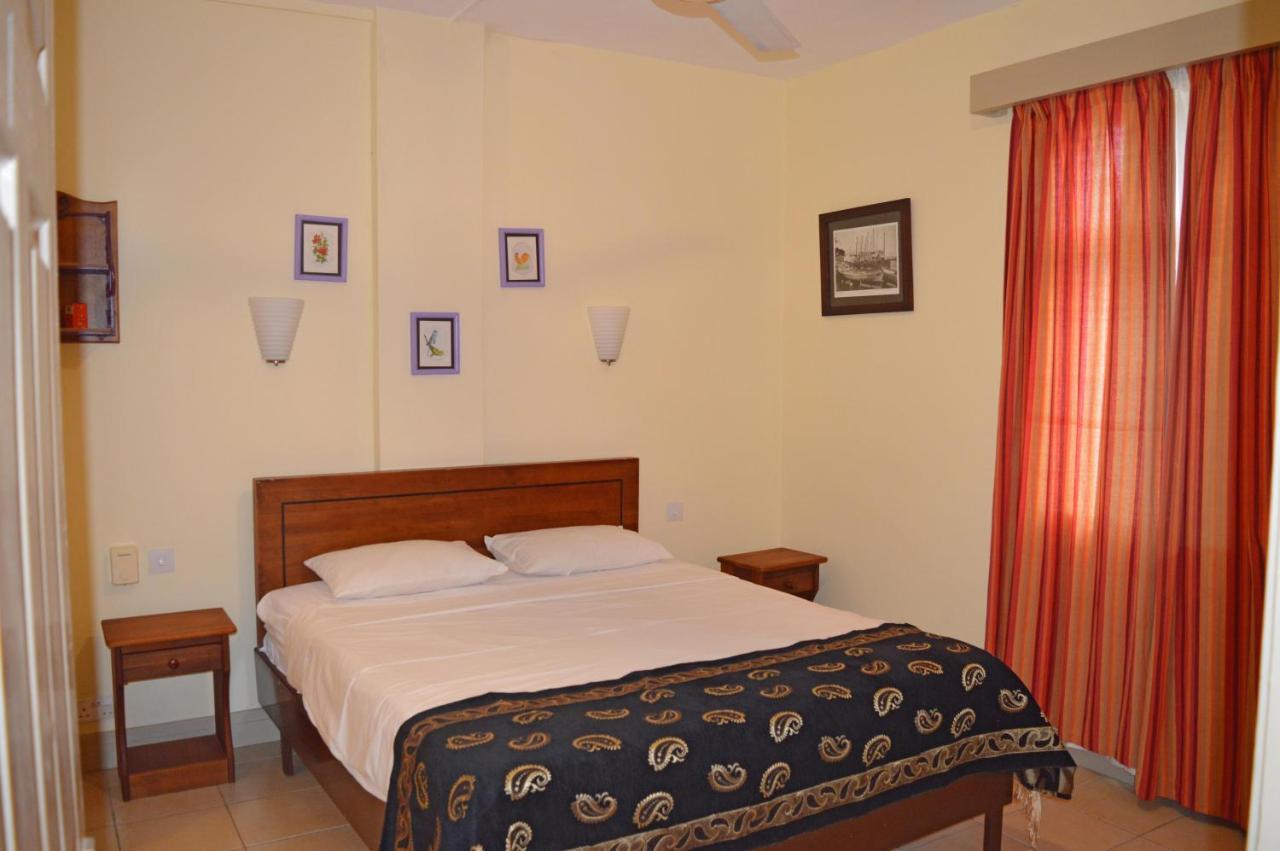 Maurer Loisirs Ltee Apartmán *