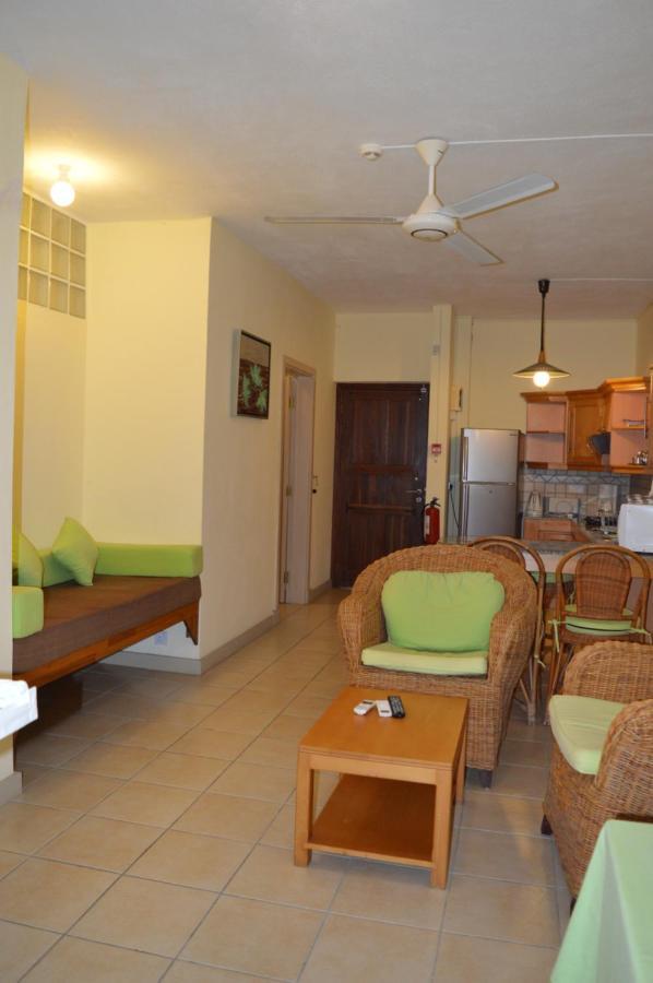 Maurer Loisirs Ltee Apartmán *